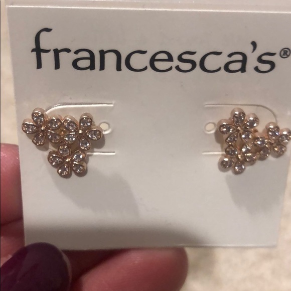 NWT Rose Gold Francesca’s earrings - Picture 3 of 3